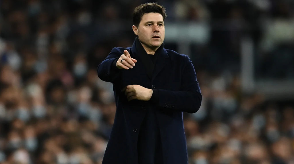 เมาริซิโอกำลัง